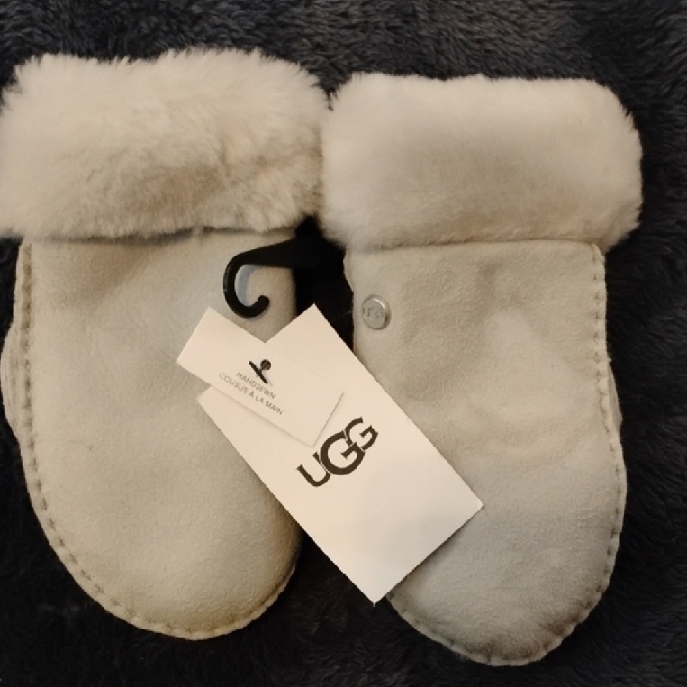 UGG Cream Shearling Mittens